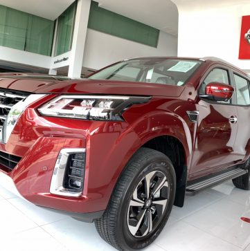 012exterior-new_nissan_terra-showroom