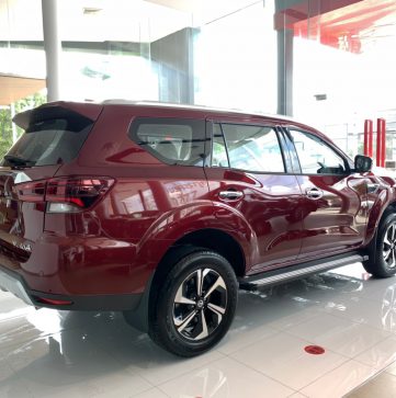 04exterior-new_nissan_terra-showroom
