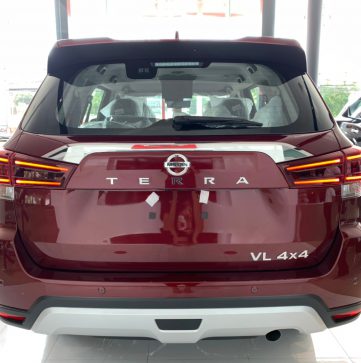 06exterior-new_nissan_terra-showroom