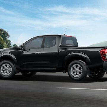 navara_kingcab_exterior03-23