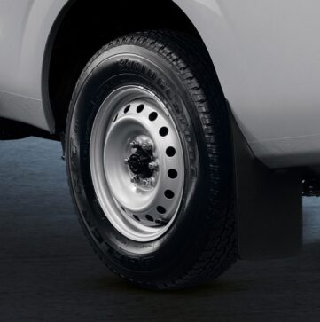 exterior-16inch_steel_wheel-navara-sc