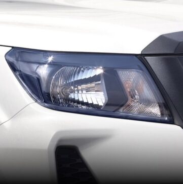 exterior-navara_kingcab25-halogen-headlamp